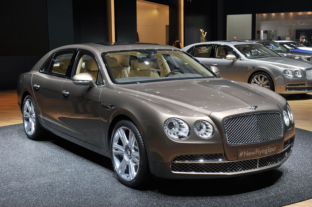 flying-spur – Lux-Centr